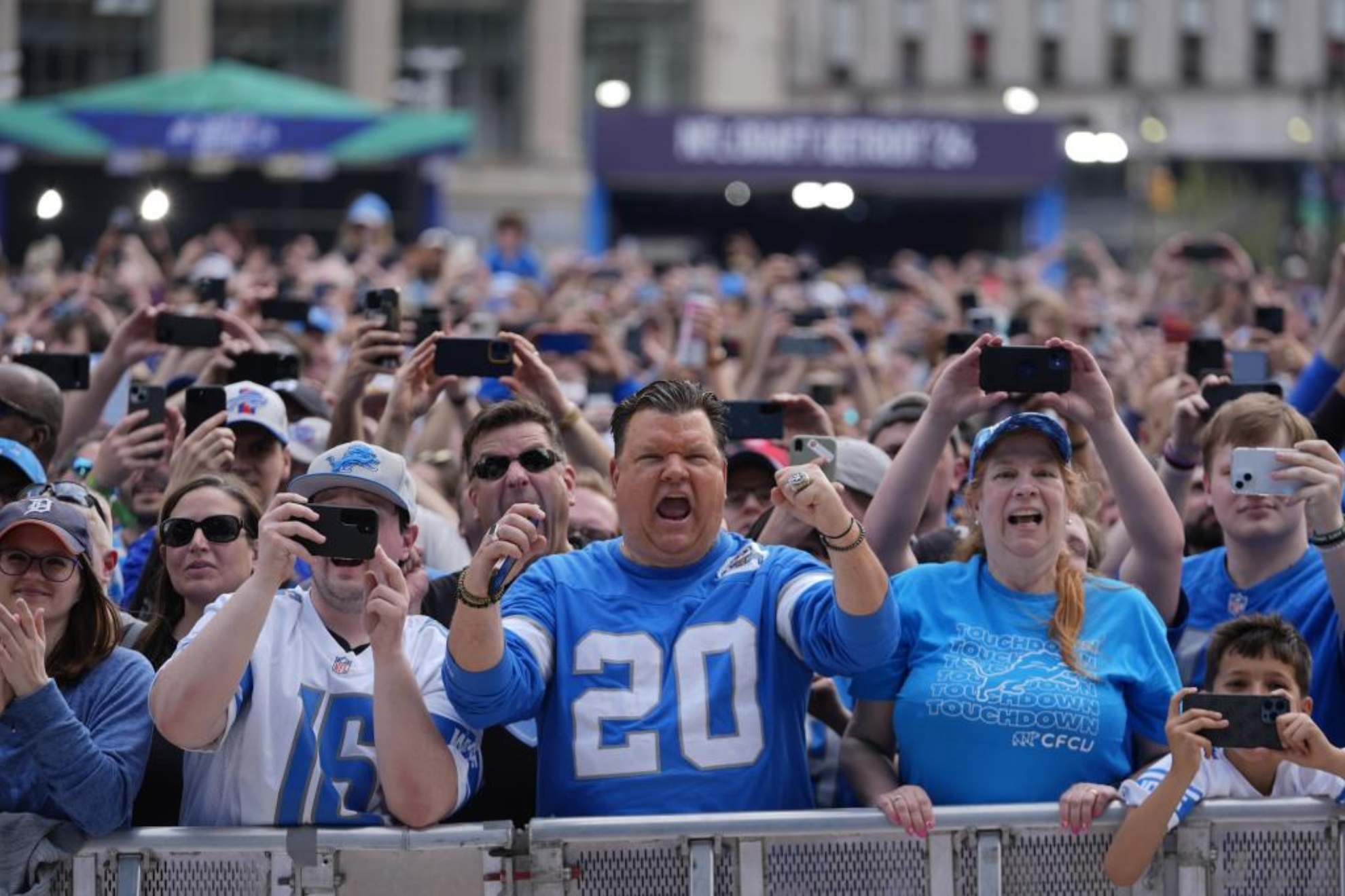 El Draft de la NFL en Detroit bate el rcord de asistencia con 700.000 personas