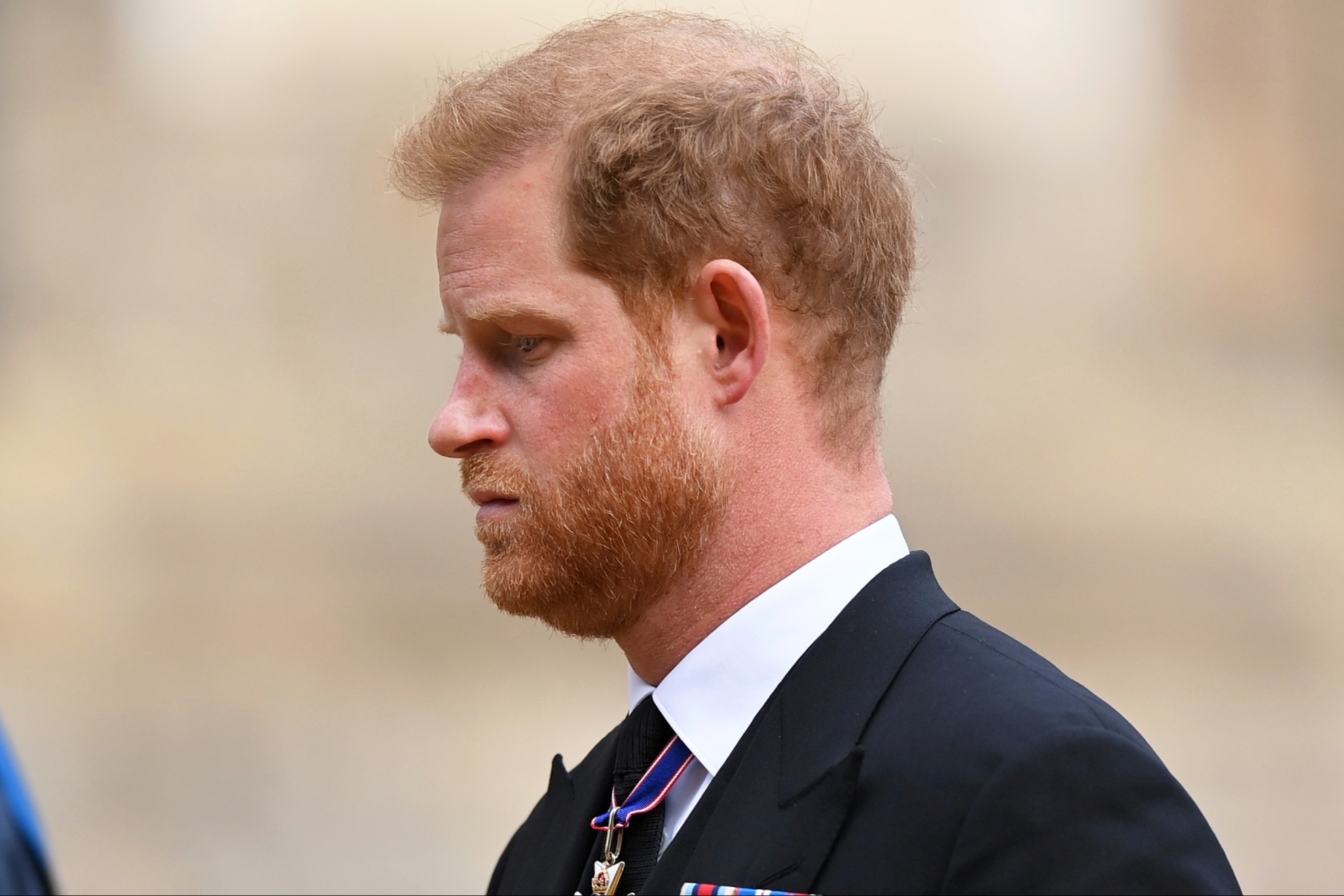 Prince Harry in tears, devastated over Prince William's new military honor | Marca