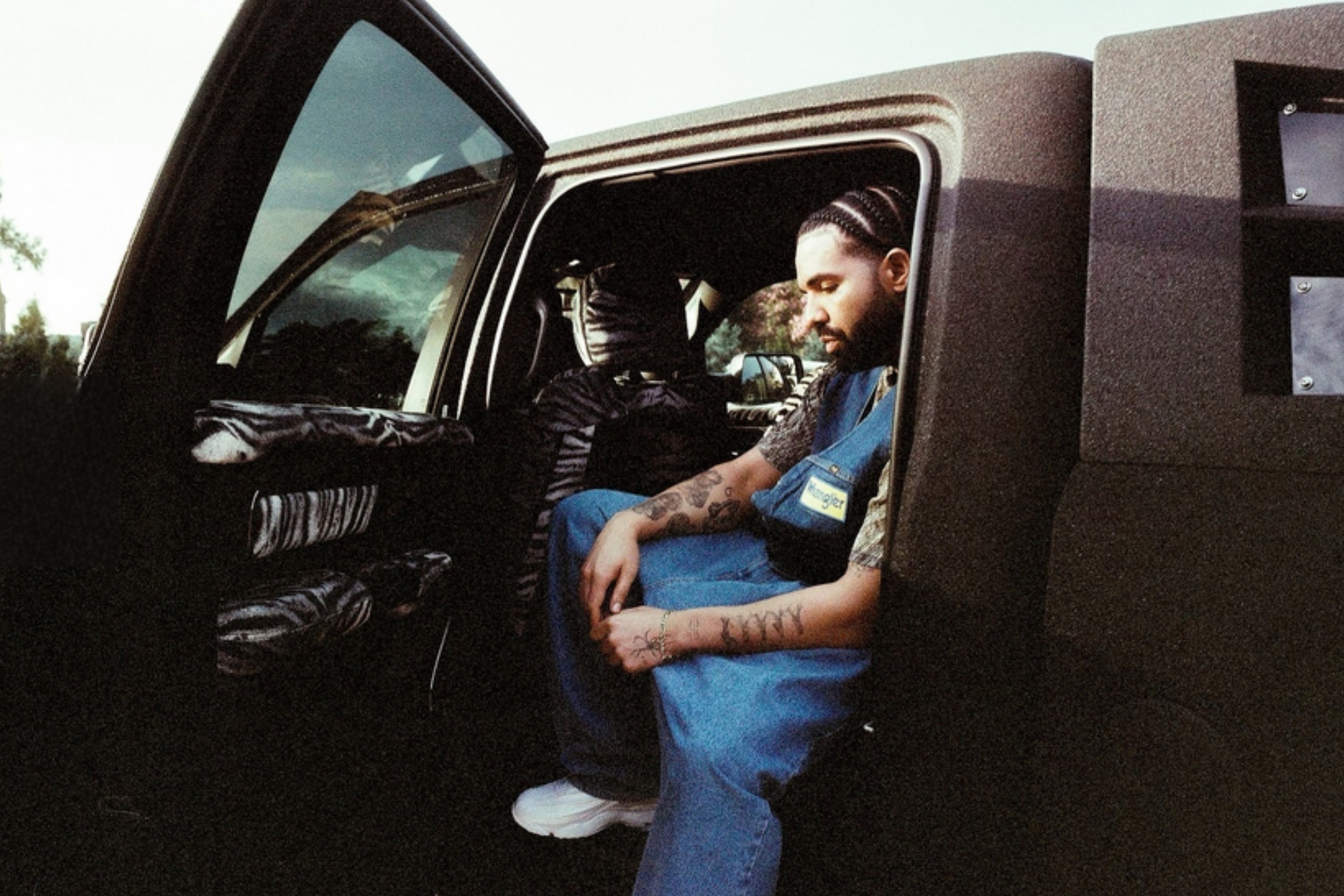 Rapper Drake Auto