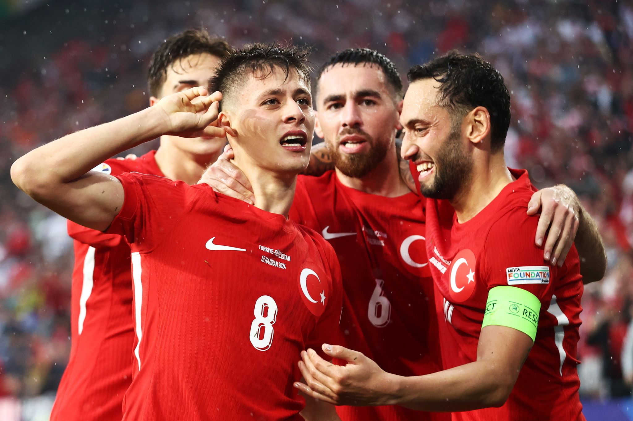 El gol de Arda Güler que le convierte en estrella con Turquía: "Es
