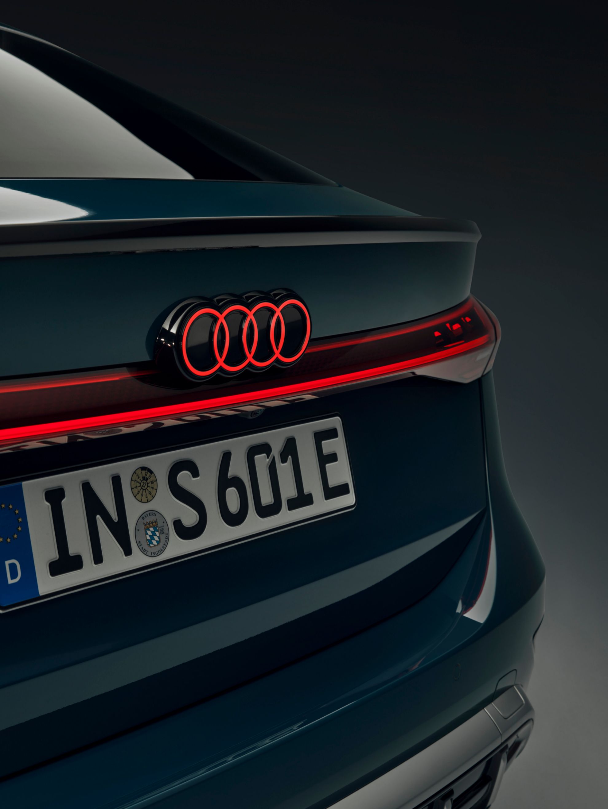 Los míticos cuatro aros podrían dejar de identificar a los Audi en China.