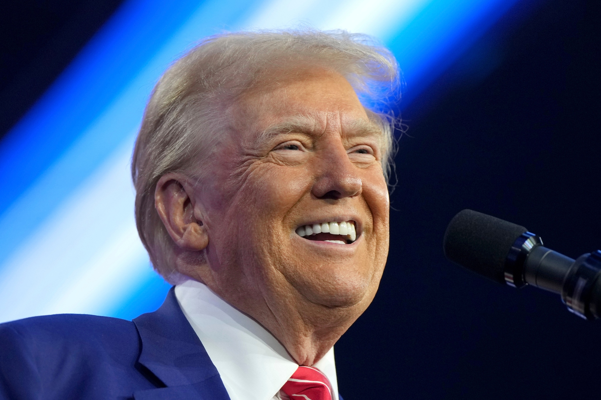 Trumps Plan for Transgender Athletes Sparks Controversy Before New Term