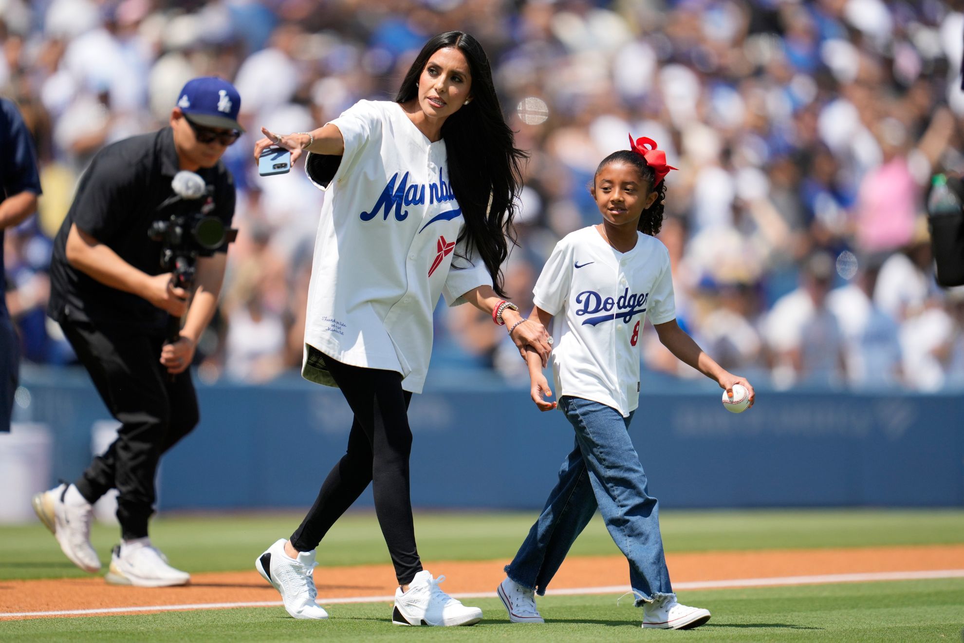 Vanessa Bryant shares a once-in-a-lifetime moment with her daughter that  Kobe Bryant wouldn't have missed for anything | Marca
