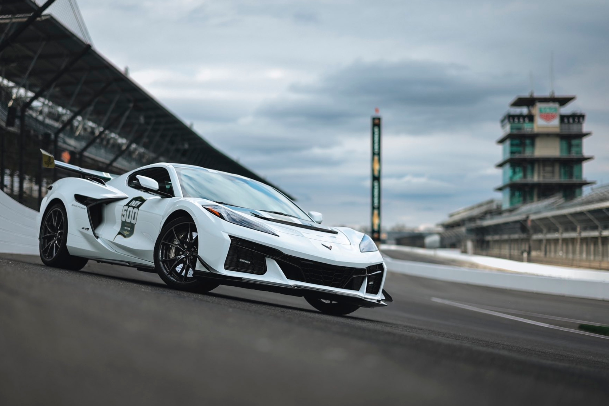 El ZR1 es el primer Corvette en toda la historia que supera los 1.000 CV de potecia.