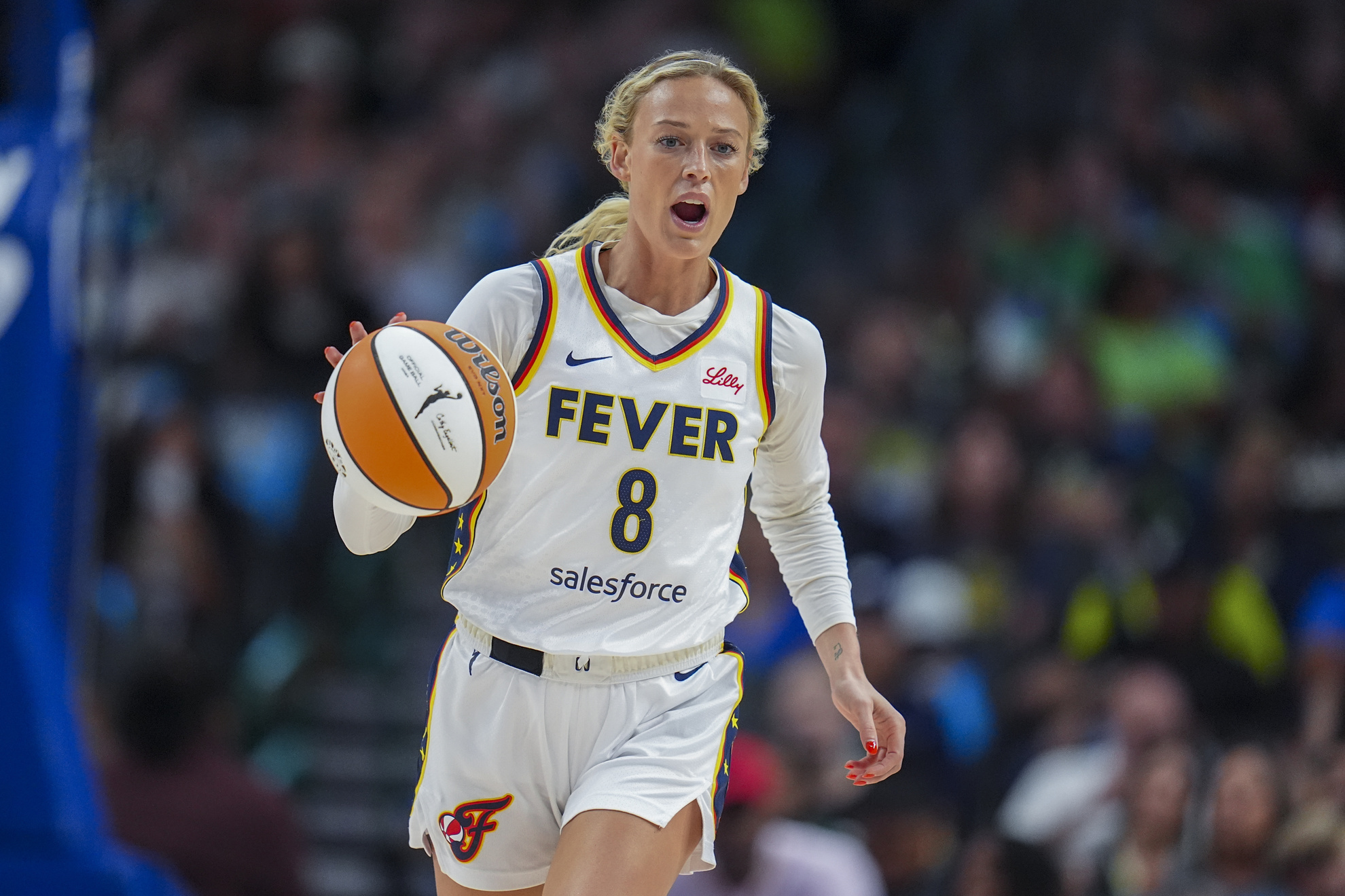 Sophie Cunningham forced to deal with unexpected police confrontation  during Fever playoff triumph | Marca