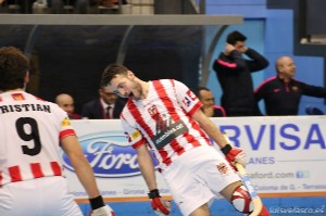 David Torres en la celebración de su gol en la final. Foto de Luis Velasco