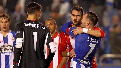 Gol de Lucas P�rez (1-0) en el Deportivo - Sevilla
