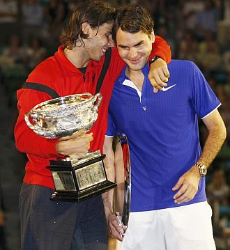 Rafa Nadal y Roger Federer, tras la final de Australia