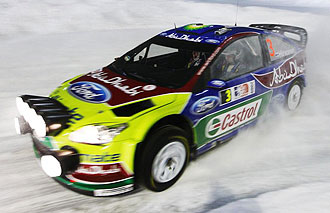Mikko Hirvonen pilota su Ford Focus en la primera etapa del Rally de Noruega.