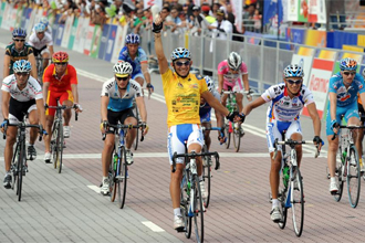 Serpa se proclama ganador del Tour de Langkawi y Gene gana la ltima etapa.