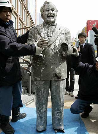 La estatua del coronel Sanders
