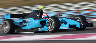 Alvaro Parente pilota el monoplaza del equipo Ocean en los entrenamientos de Paul Ricard.