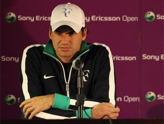 Federer se explica en rueda de prensa