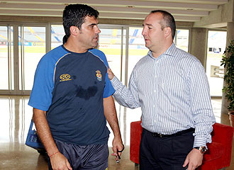 El presidente Miguel ngel Ramrez y el director deportivo Juanito en una imagen de archivo