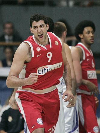 Ioannis Bouroussis, contra el Madrid