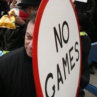 Protestas de los ciudadanos diciendo 'no' a los Juegos