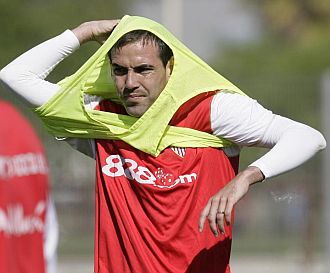 Fernando Navarro, durante un entrenamiento.
