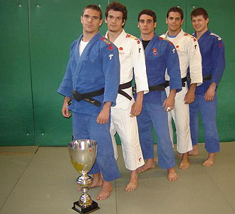 El Valencia Club Judo posa para MARCA.com