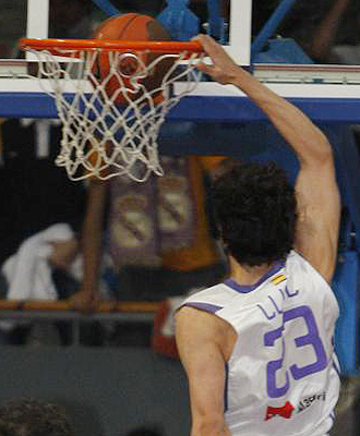 Sergio Llull es uno de los cinco candidatos a ser jugador revelacin en la ACB.