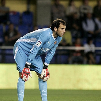 Diego Lpez durante un partido con el Villarreal