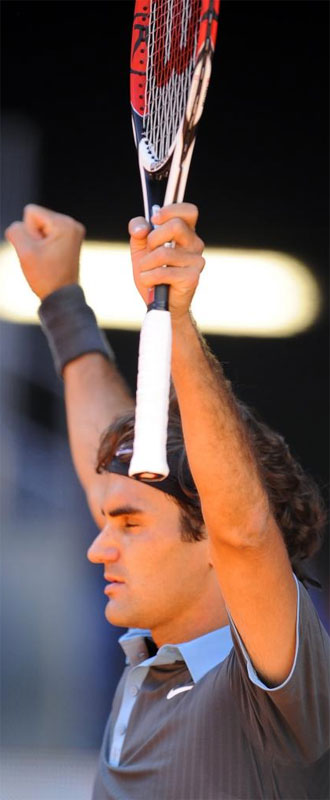 Federer celebra el triunfo.