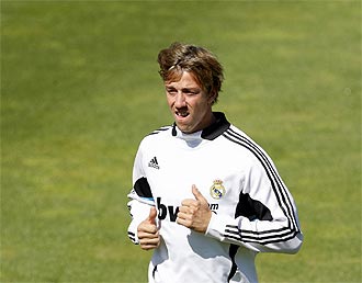 Guti, en un entrenamiento con el Real Madrid.