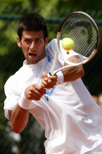 Novak Djokovic durante su partido ante Nicols Lapentti en Pars.