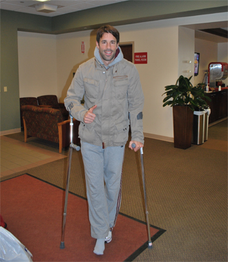 Van Nistelrooy, tras ser operado de su rodilla.