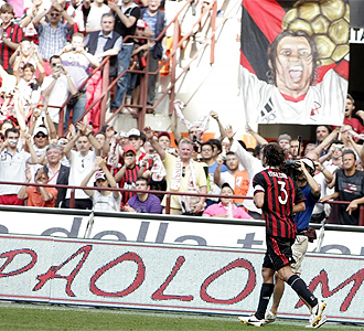 Paolo Maldini se despeda de la aficin 'rossonera'