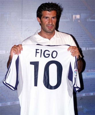 Figo cost ms de 60 millones de euros al Real Madrid.