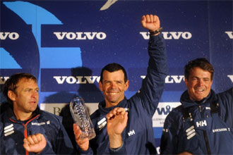 Torben Grael celebra el triunfo del Ericsson 4 en la Volvo Ocean Race