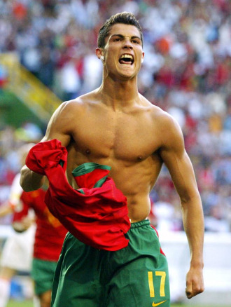 Cristiano Ronaldo celebra un gol con la seleccin portuguesa.