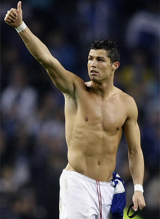 Cristiano está deseando enfundarse la camiseta del Madrid.
