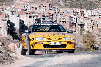 Uno de los coches participantes en el Rally de Catalua