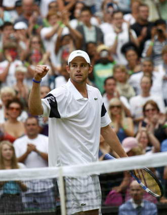 Andy Roddick celebra su triunfo ante Jrgen Melzer.