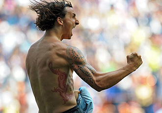 Zlatan Ibrahimovic celebrando un gol con el Inter