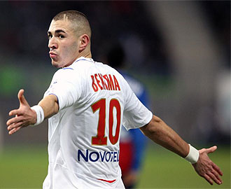 Benzema, con la camiseta del Olympique de Lyon.