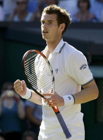 Andy Murray celebra su victoria ante Juan Carlos Ferrero.
