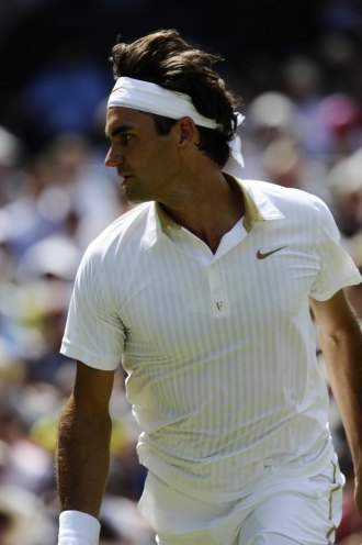 Roger Federer durante su partido ante Ivo Karlovic.