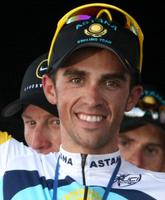 Alberto Contador junto a Lance Armstrong.