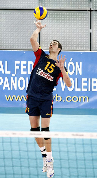 Casilla durante un partido con la seleccin de voleibol