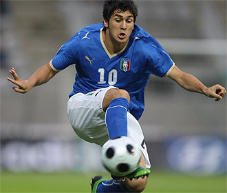 Forestieri juega con la seleccin italiana sub'19