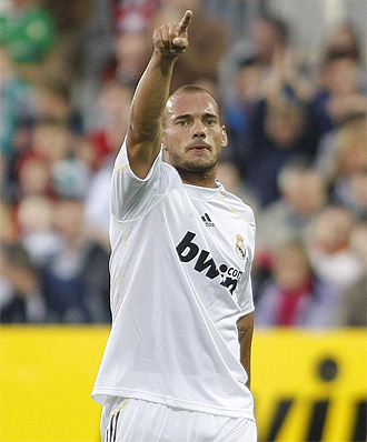 Sneijder, durante un partido