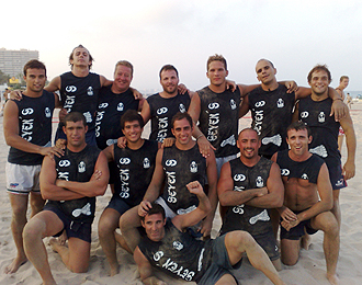Los jugadores de La Vila se impusieron en la arena de la Playa de San Juan