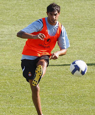 Romn Martnez en un entrenamiento con el Espanyol.