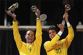 Brasil lidera la clasificacin gracias a su triunfo en la Copa Confederaciones