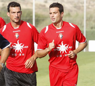 Ricardo y Miguel Flao, en un entrenamiento con el Osasuna durante esta pretemporada