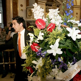 Vicente durante la ofrenda de flores de la temporada pasada