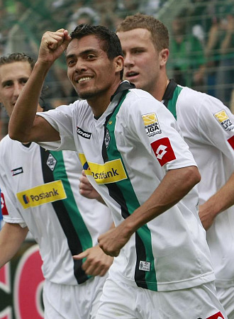 Arango celebra un gol durante un partido con su nuevo equipo