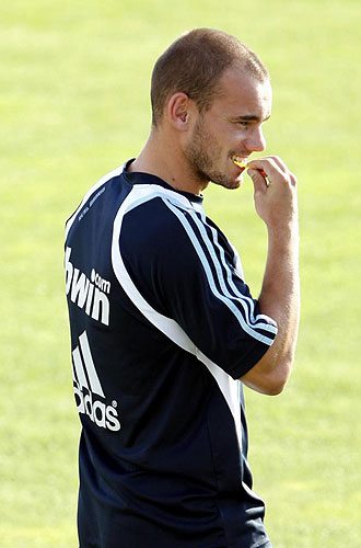 Sneijder no volverá a jugar de blanco